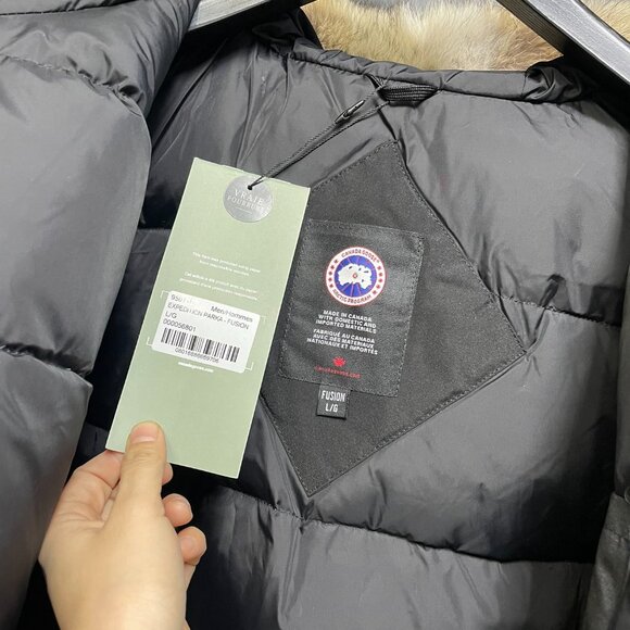 Canada Goose Black Expedition Parka – Authentic, Great Condition - Picture 9 of 9